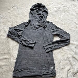 Roots Lightweight Hoodie – Size XS | Cozy Comfort | Athleisure Essential |